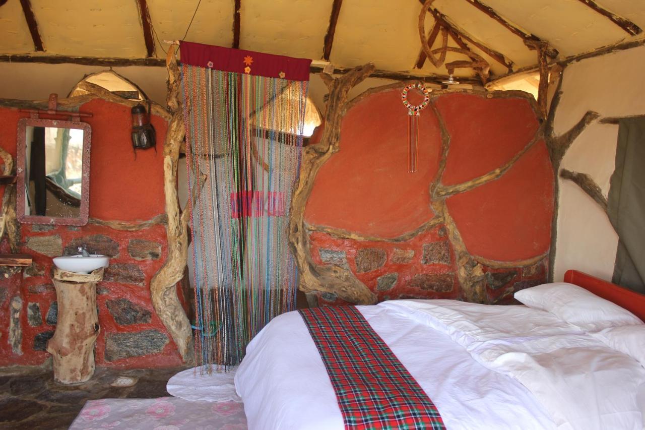 Lion'S Cave Camp, Samburu Villa Archers Post Eksteriør bilde