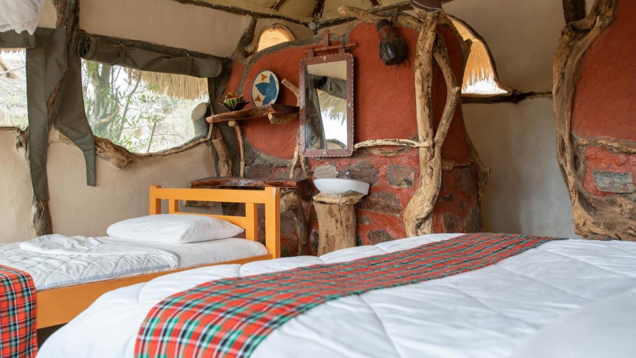 Lion'S Cave Camp, Samburu Villa Archers Post Eksteriør bilde