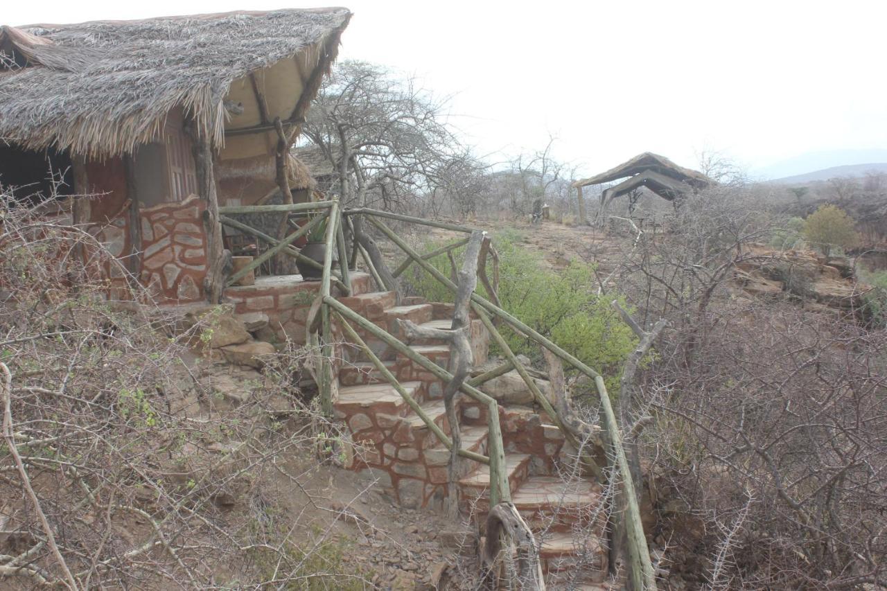 Lion'S Cave Camp, Samburu Villa Archers Post Eksteriør bilde