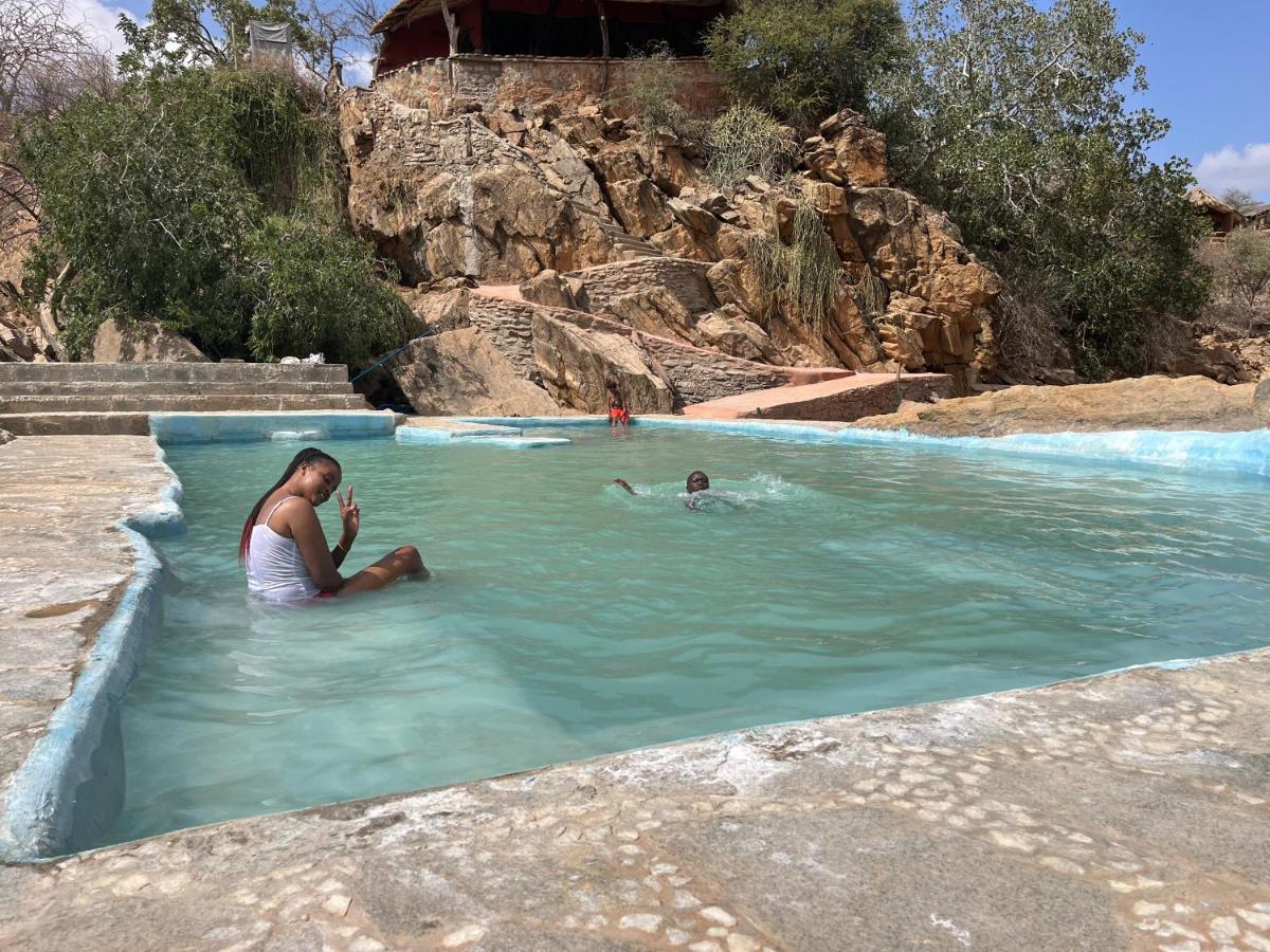Lion'S Cave Camp, Samburu Villa Archers Post Eksteriør bilde